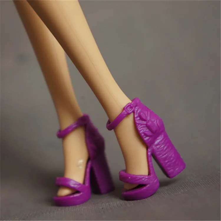 Оригинальные 1 пара туфли на плоской подошве для куклы Барби 1/6 bjd аксессуары bonecas lalki zapatos Сандалии Каблуки детские игрушки черный, белый, красный, синий