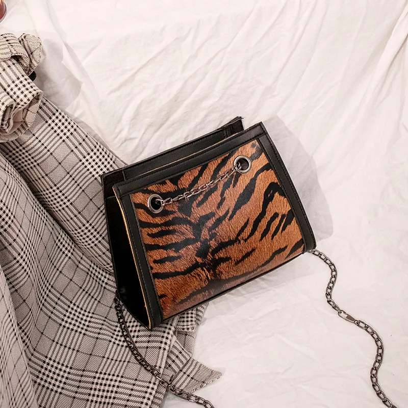 

Tiger Pattern Chain Shoulder Bag 2018 Autumn New Style Hot Sales Rhombus Chain Bag Fashion And Personality to Fight a Lot