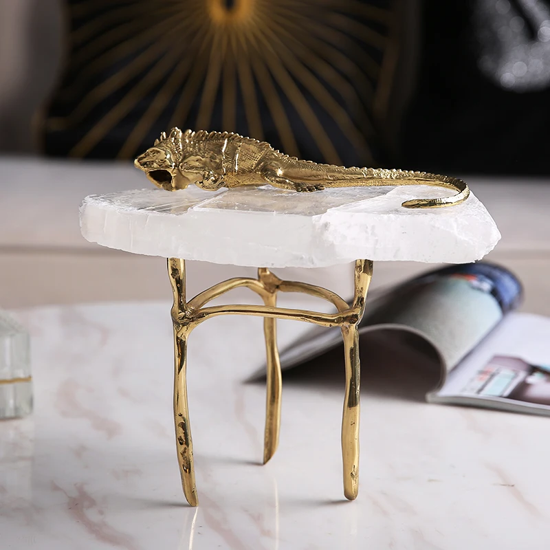 Luxurious Copper Alizard Crawling On Natural Crystal Stone Statue Home Room Decor Crafts Objects With Metal Frame Figurines | Дом и сад