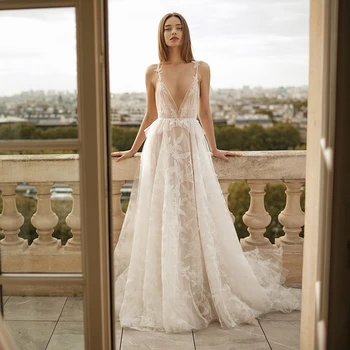 

2020 Sexy Spaghetti Strap Deep V Neck Low Back Beach Wedding Dress Bridal Gown