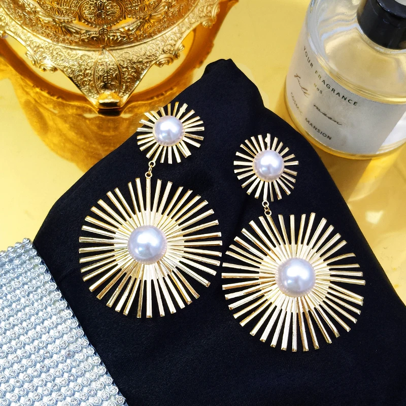 Pendant Earrings Korean Earrings geometric irregular round pendant earrings New trend fashionable simple temperament Women jewelry earrings