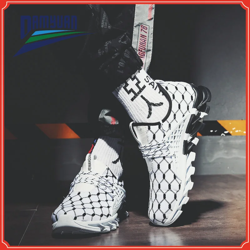 

2020 Casual Blade Shoes Men Non-slip Wear-resistant Lightweight Comfortable Shoes Fashion Breathable Sneakers for Men Size 39-47