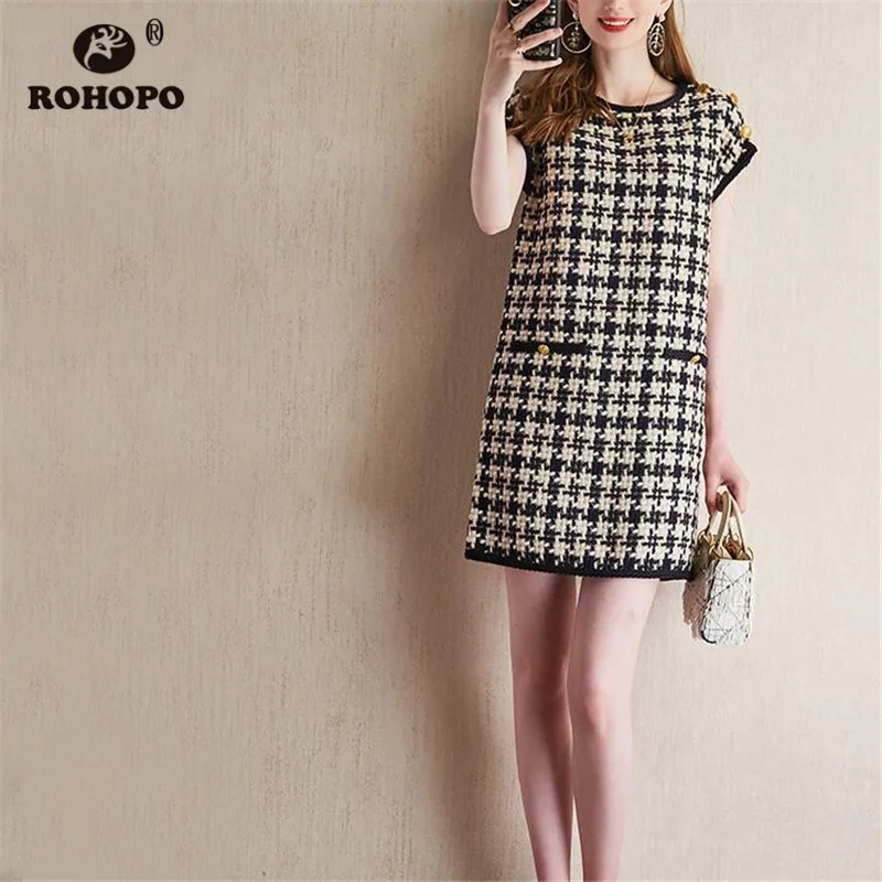 

ROHOPO Round Collar Sleeveless Houndstooth Mini Dress Welt Pockets Gold Metal Shoulder Preppy Female Cut Tartan Robe #9932