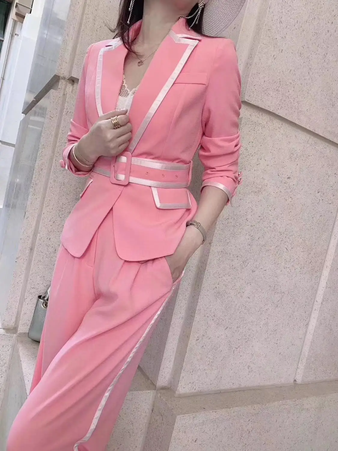 2020 Summer High Quality New Woman Pants Suit Pink Romantic Style Silver Edge Notched Silver Edge Belt Lady Suit