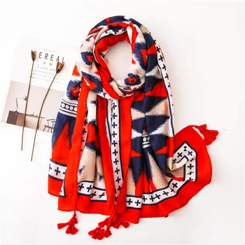

2020 women's cotton material scarf quality hijab scarf Autumn and winter New Print blanket scarf Lady beach Fashion Cotton shawl