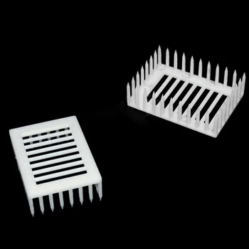 

6x White Queen Bee Cages Isolator Rearing Catcher Trapper Beekeeping Tool Kit