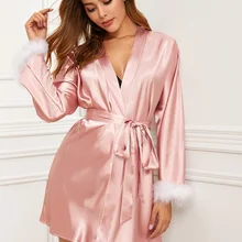 Атласный халат с отделкой из искусственного меха, сексуальный женский халат, Розовое Кимоно с поясом, великолепные халаты для подружки невесты, зимняя ночная рубашка