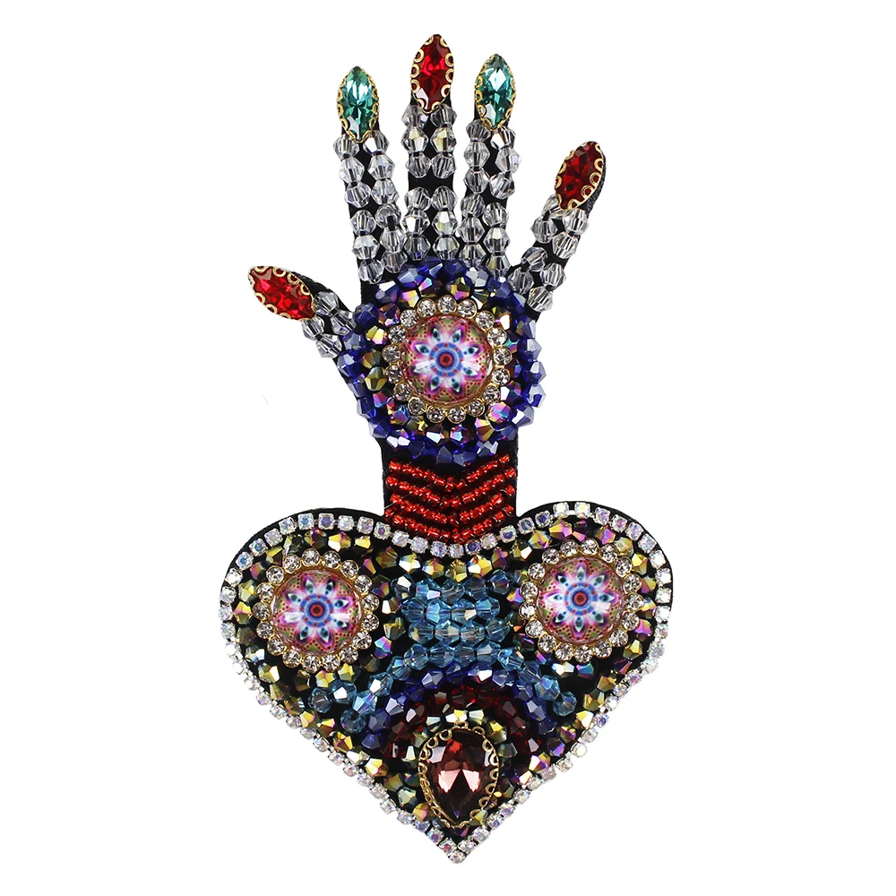 

Beading Heart Hand Design Patches Handmade Bages for Brooches Fashion Clothes Decorated Craft Sewing 5 pieces