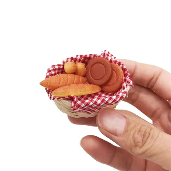 

1/12 Mini Dollhouse Miniature Food Bread Toast with Basket Pretend Play Toy juguetes brinquedos kids toys игрушки антистресс