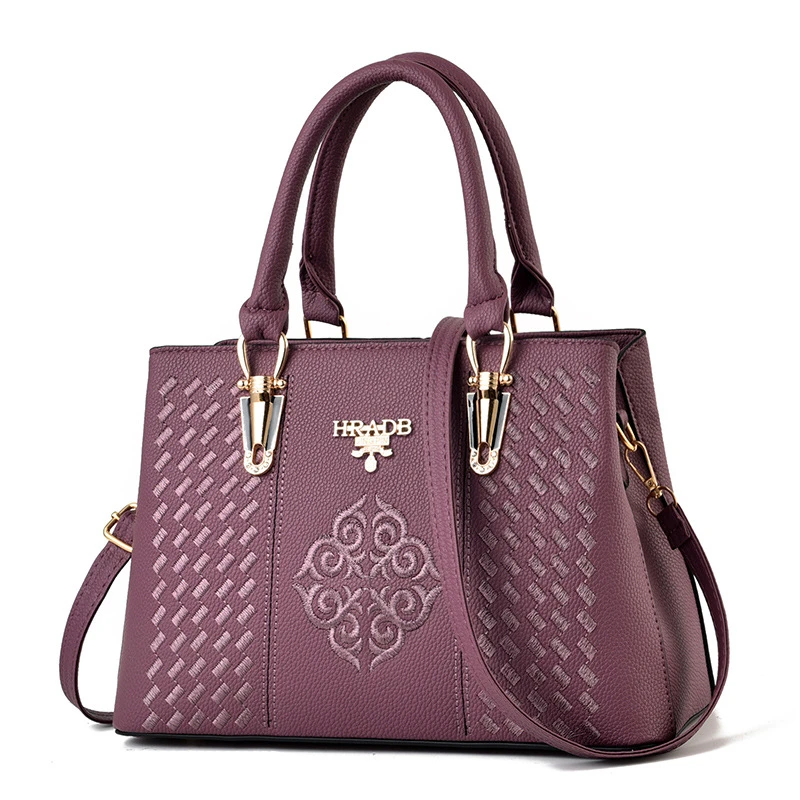 ladies leather tote