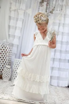 

Beach Flower Girl Dresses For Weddings A-line V-neck Chiffon Lace Long First Communion Dresses For Little Girls