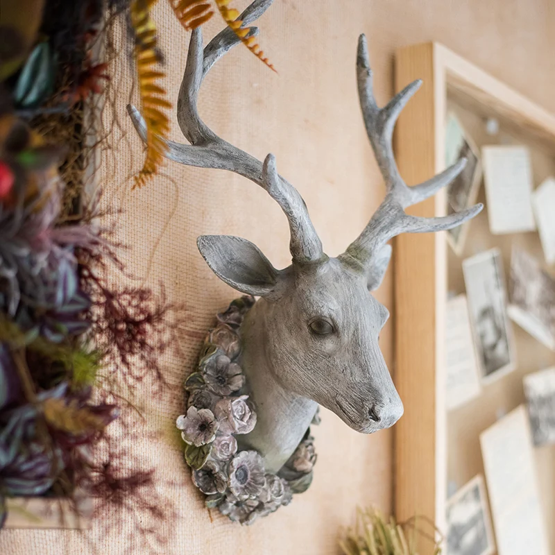 

Home Statue Decoration Accessories Vintage French Classical Elk Skull Sculpture Room Wall Decor Resin Mountain Pighead Statues