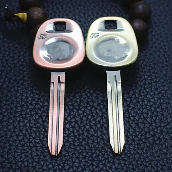 

DAKATU zinc alloy Blank Car key shell case for Toyota PRADO corolla Camry Car key blade TOY43 Can;t put chip
