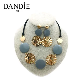 

Dandie New Characteristic Necklace Earring Set Simple And Generous Unique Designaccessories Set Ladies Fashion Accessories