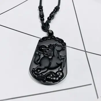 

Natural obsidian Zodiac horse pendant obsidian feather horse pendant + with high-end sling