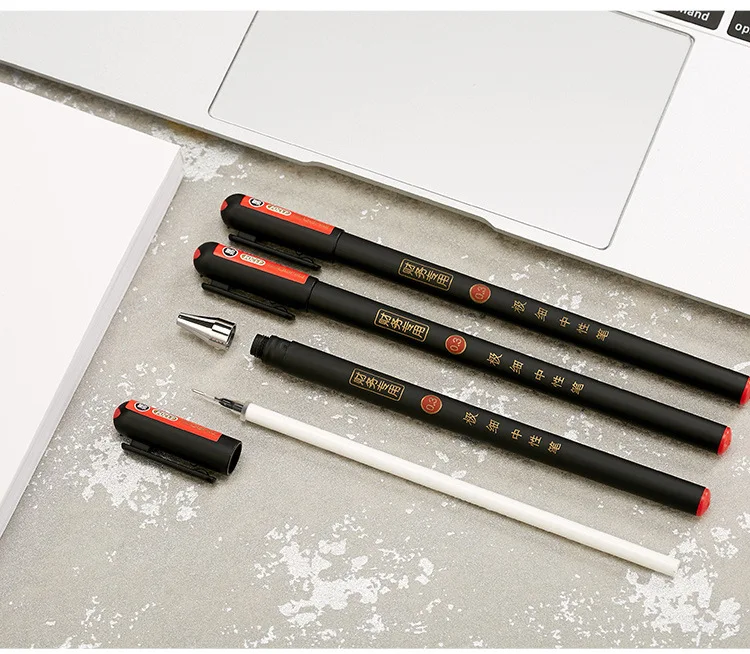 4012249802_1685054807