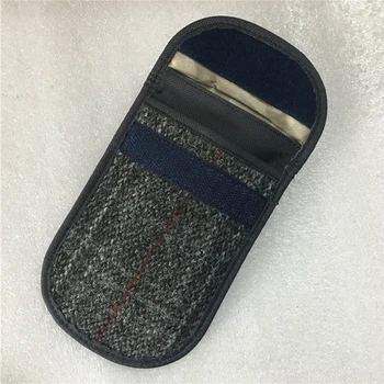 

Compact Car Key Bag Privacy Protection Tweed Surface Pouch Case Signal Blocking Fashion Durable Keyless Wallet Universal Fob