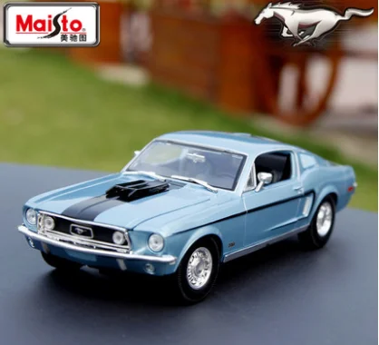 Модель автомобиля Maisto 1/18 Mustang Ford 1967| |