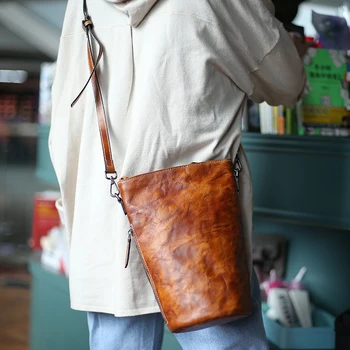 

Hand made messenger bag, bucket bag, women's leather vertical style, women's bag, pure leather, top layer, soft leather bag,