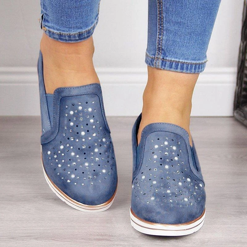 

LOOZYKIT Spring Women Casual Leather Flats Women Platform Sneakers Creepers Cutouts Woman Slip On Flats Moccasins Shoes 2019