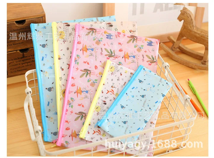 

Creative Cartoon A4 Grid Zippered File Bag Students Stationery Pencil Case Information Voucher Portfolio Office Supplies