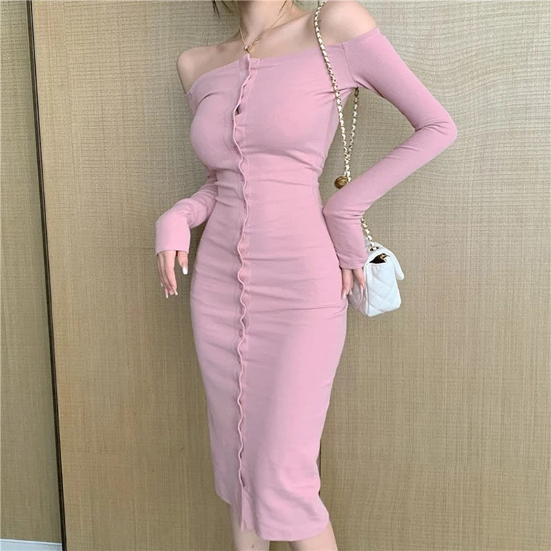 US $17.90