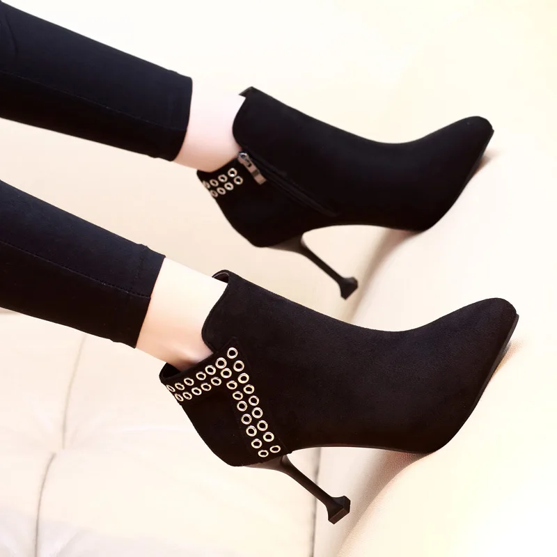 

Brand Women's Shoes Zipper Clogs Platform Bootee Woman 2019 Rubber Boots Leather Booties Round Toe Fashion Rain Pointy Ladies