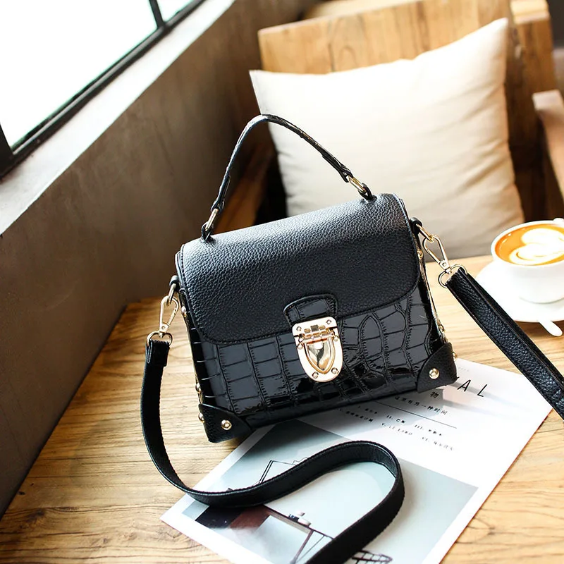 

2019 New Products WOMEN'S Bag Europe And America Crocodile Pattern Lock Square Sling Bag Cool Portable Shoulder Bag