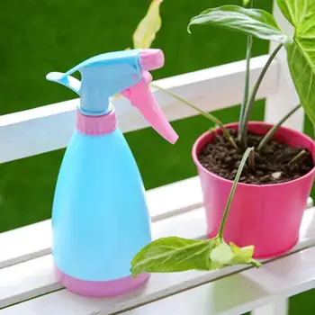

3pcs Candy Color Garden Water Cans Hand Pressure Alcohol Sprayer Sanitizer Sprinkler Watering Spray Bottles (Mixed Colors)