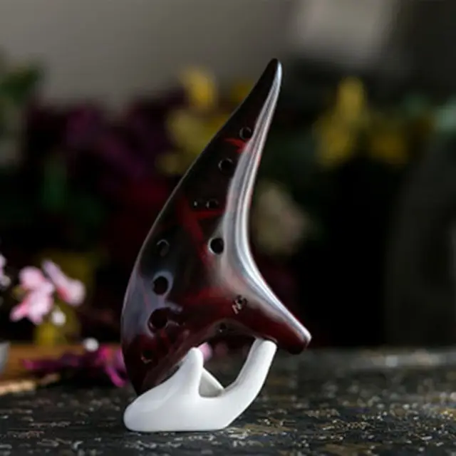 White 6/12 Hole Ocarina Collector Ceramic Hand Stand Base for Music Lovers