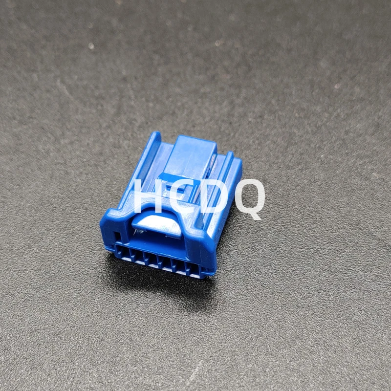 The original 90980-12C69 6PIN automobile connector plug shell and connector are supplied from stock