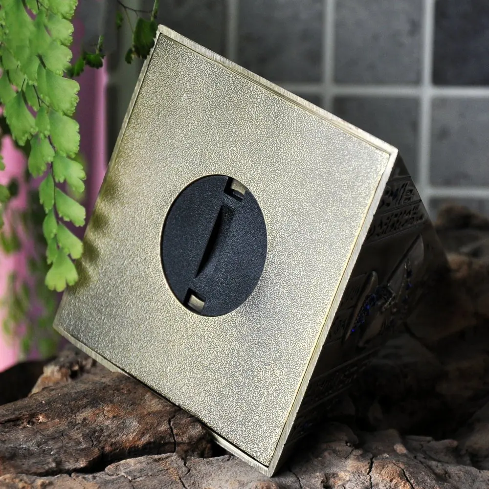 Ручной работы античная бронза пирамиды статуя монета может Египетский модель