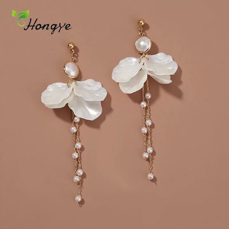 

Hongye Fashion Acrylic White Petals Pearl Drop Earrings For Women Long Section Tassel Party Metal Chain Dangle Brincos Jewelry