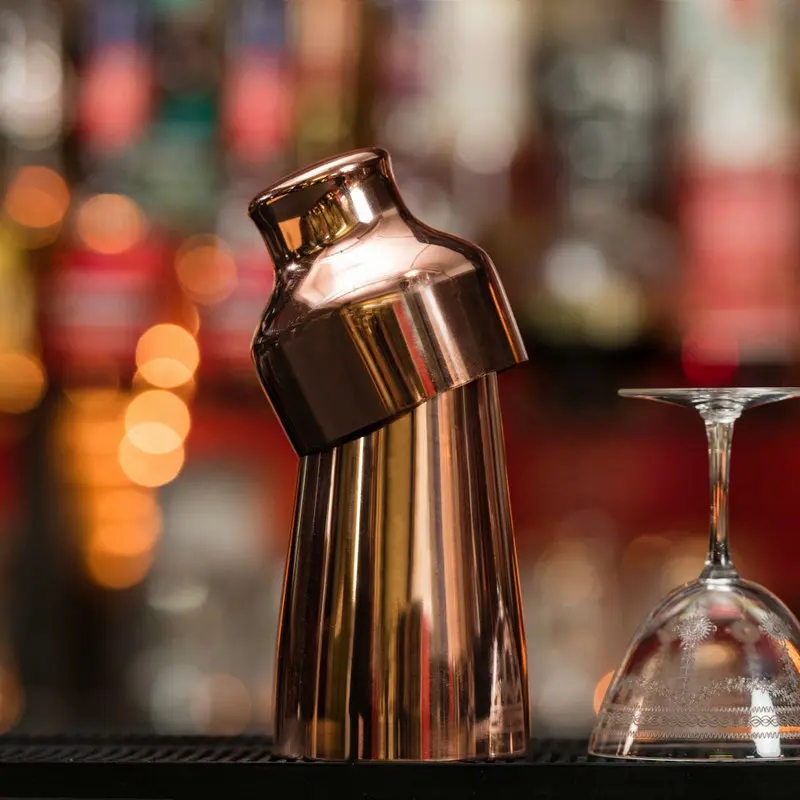 550ml Calabrese Bar Cocktail Shaker Stainless Steel Bottle Cocktail Shaker Essential Barware Bar Tool for Bartender Drink Party cocktail shaker