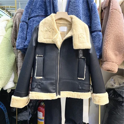 Зимняя Толстая бархатная куртка из искусственной кожи, Женская свободная мотоциклетная куртка с длинным рукавом, модные повседневные уличные пальто, верхняя одежда, универсальная - Цвет: Black Apricot