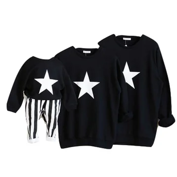 

Family Matching Outfits Father Mother and Daughter Clothes Print Star Hoodie Men Women Girl Autumn Clothes Long Sleeve Hoodies