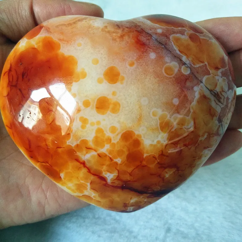 

Three natural red agate crystals heart home decoration crystal healing stones
