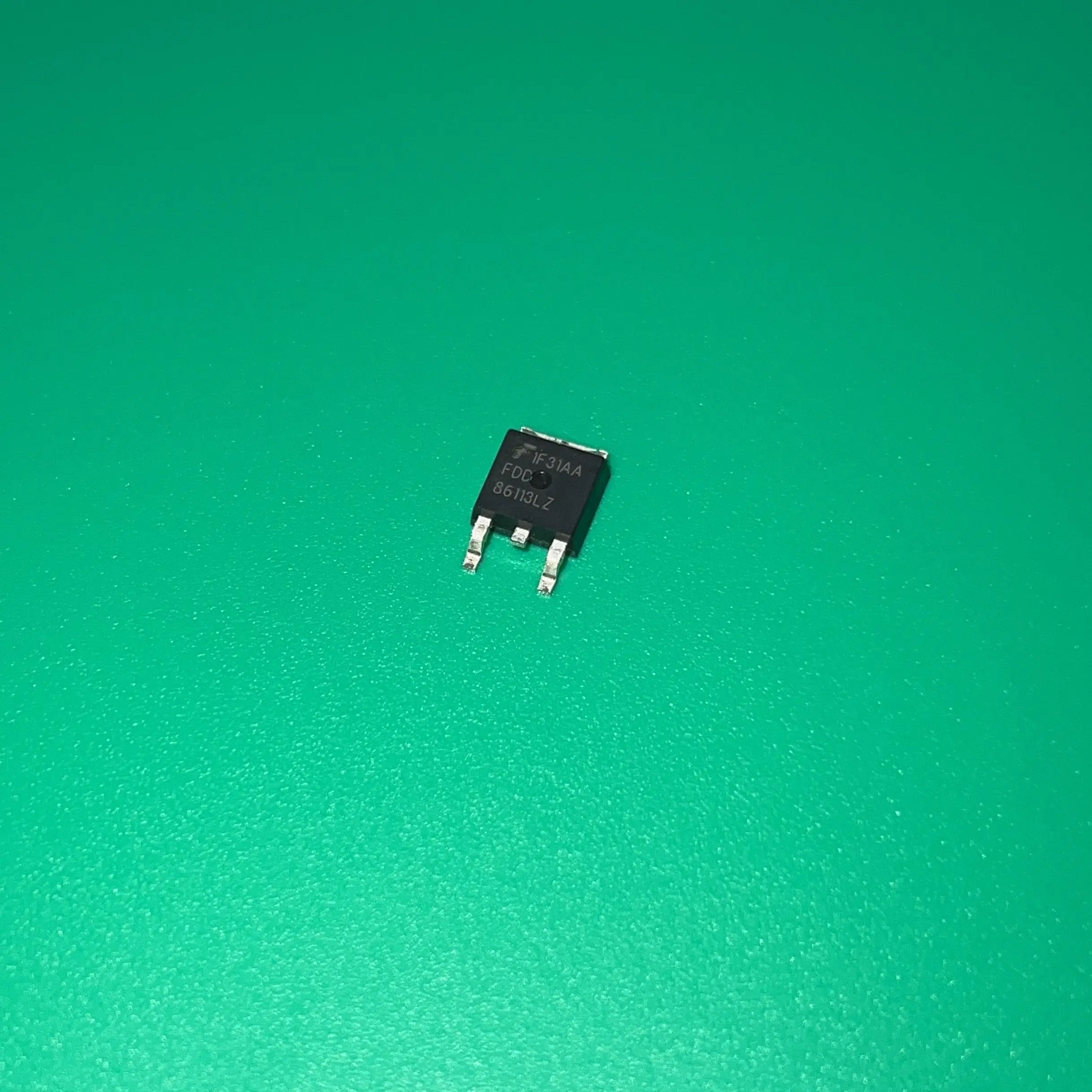 10 шт./лот FDD86113LZ TO252 FDD 86113LZ MOSFET N-CH 100V 4.2A/5.5A DPAK N-Channel экранированные ворота PowerTrench