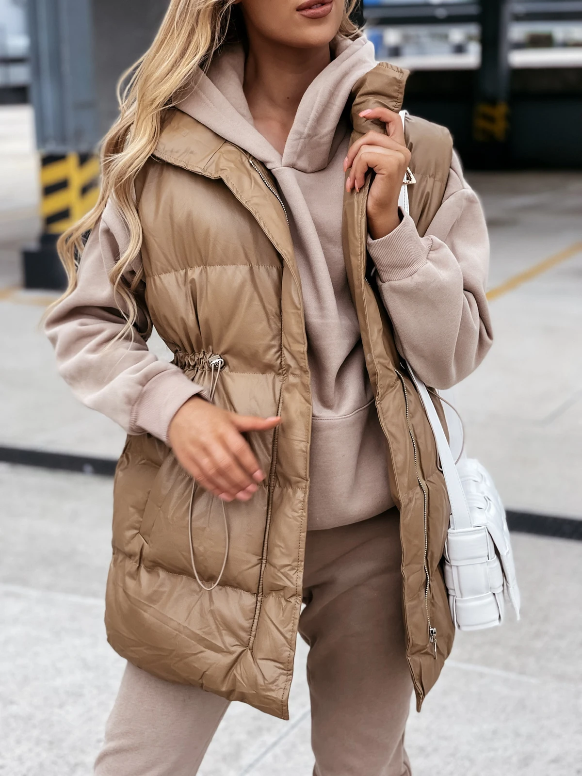 Sleeveless Zipper Jacket Women Drawstring Waistcoat Winter Cotton Padded Casual Streetwear Puffer Parkas Autumn Quilted Coats