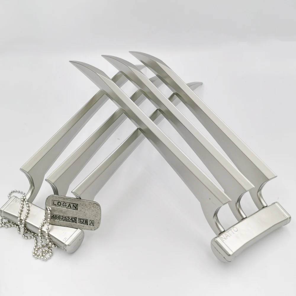 

1/2pcs X-Men Wolverines Logan Blade Claw Paw 1:1 Cosplay Prop Cosplay Prop Super Hero Cosplay Weapons Toy with Logan necklace