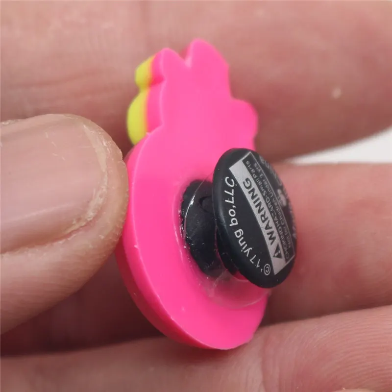 1pcs High Imitation Shoe Charms Colorful Heart-shaped Shoe Buckles Original Accessory fit Bracelets Croc JIBZ Kids Gifts F-ZBX20