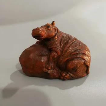 

Leaf Poplar carving hand piece play handmade home animal small pendant rhino Elephant hippopotamus African Sanbao