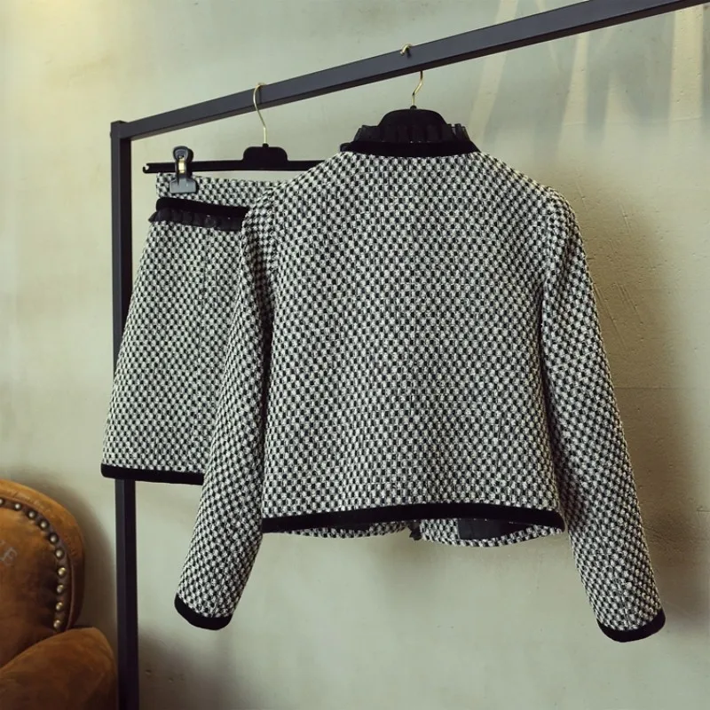 

Designer Women Bow Plaid Long Sleeve Tweed Jacket Mini Skirt Two Piece Set Spring Autumn Elegant Streetwear Tweed Skirts Suit