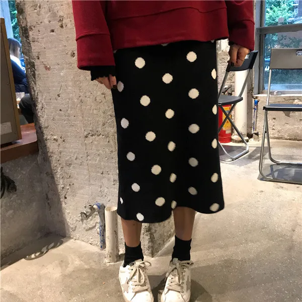 RUGOD Korean Style Dot Skirts High Elastic Waist Dot Split Skirts Knitted Stright Skirts Casual Lady Autumn And Winter - Цвет: Черный
