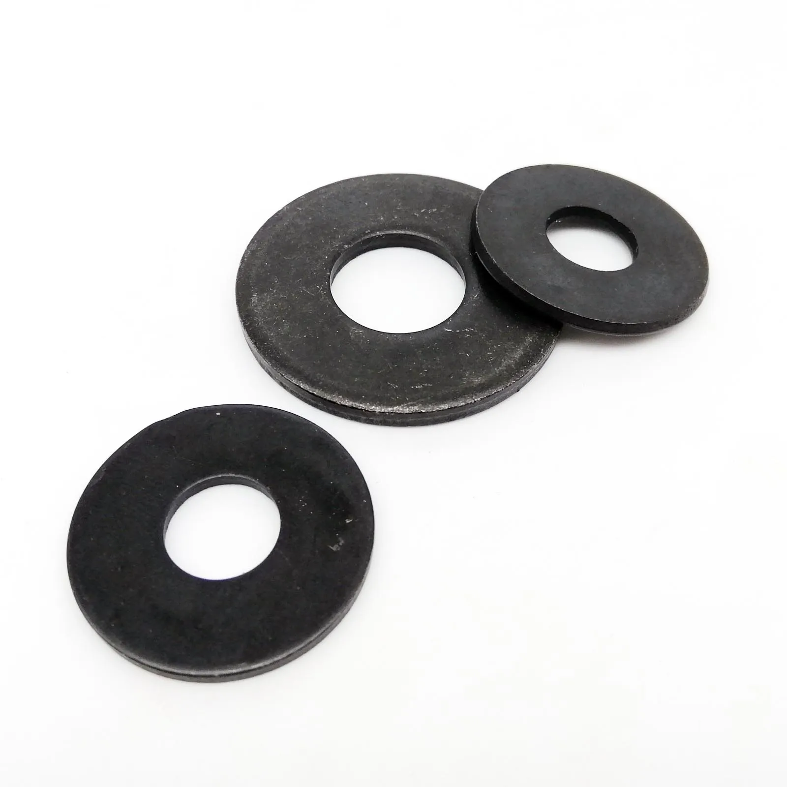 High-Quality Black Grade 8.8 Steel Oversized Flat Washers