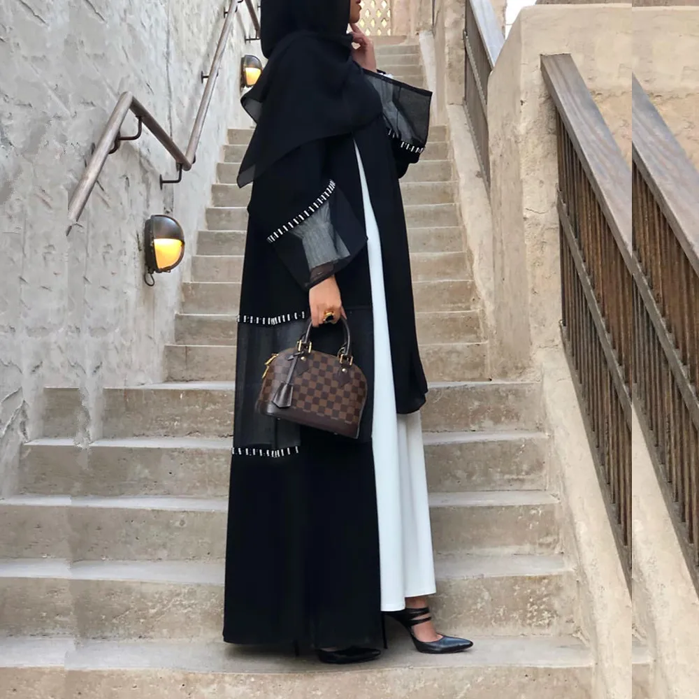 abaya louis vuitton
