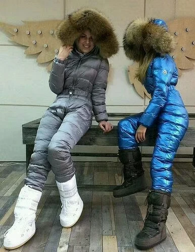 Ski suit with fur hood Clearance