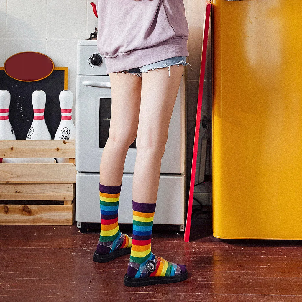 Women's Rainbow Striped Pile Of Socks In The Tube Casual Cotton Socks Girl Fashion Elasticity Candy Color Fashion NEW