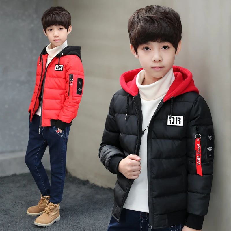 Модные корейские пальто с подкладкой для мальчиков-подростков 10, 11, 12 лет г. Зимняя Черная куртка с капюшоном Детская Хлопковая верхняя одежда для подростков