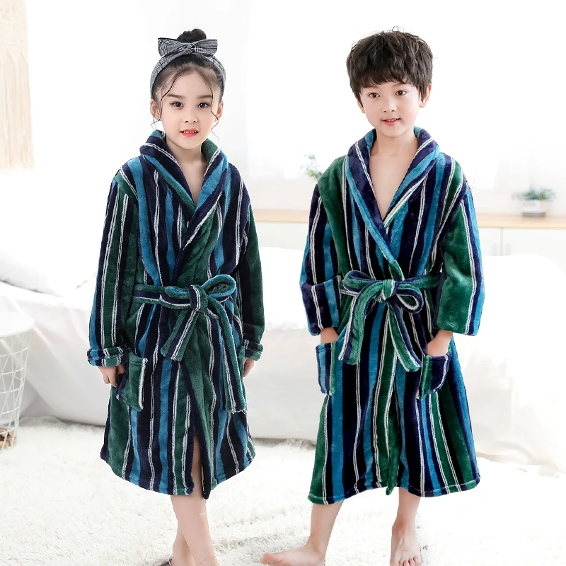 

New Arrival Flannel Bathrobe for Boys and Girls Hooded Bear Bathrobes Kids Baby Dressing Gowns Children Winter Sleepwear 4-14T